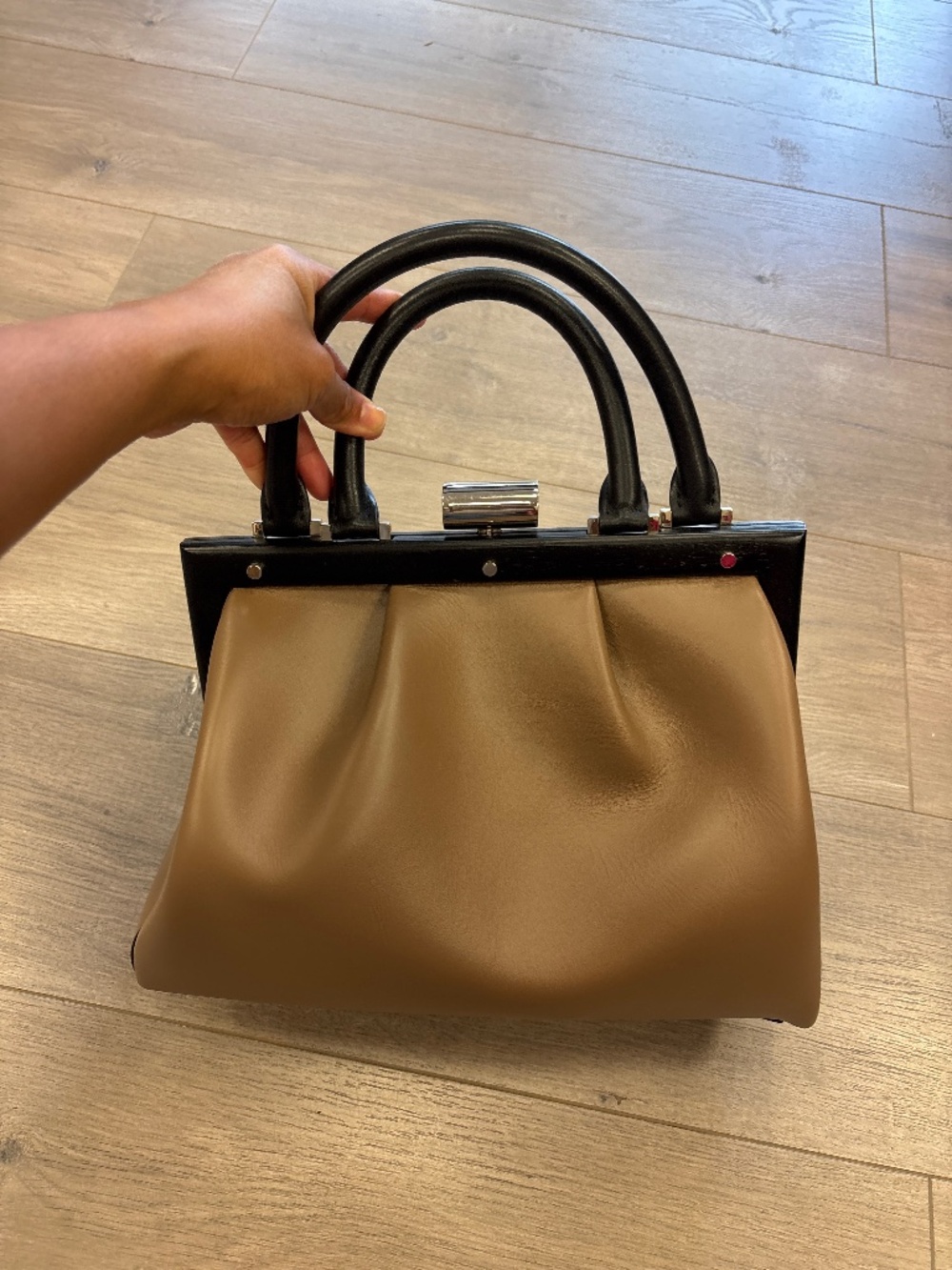 Perrin Paris Satchel leather bag
